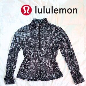 Lululemon Half-Zip Patterned Sweater Size 8 — Running / Yoga